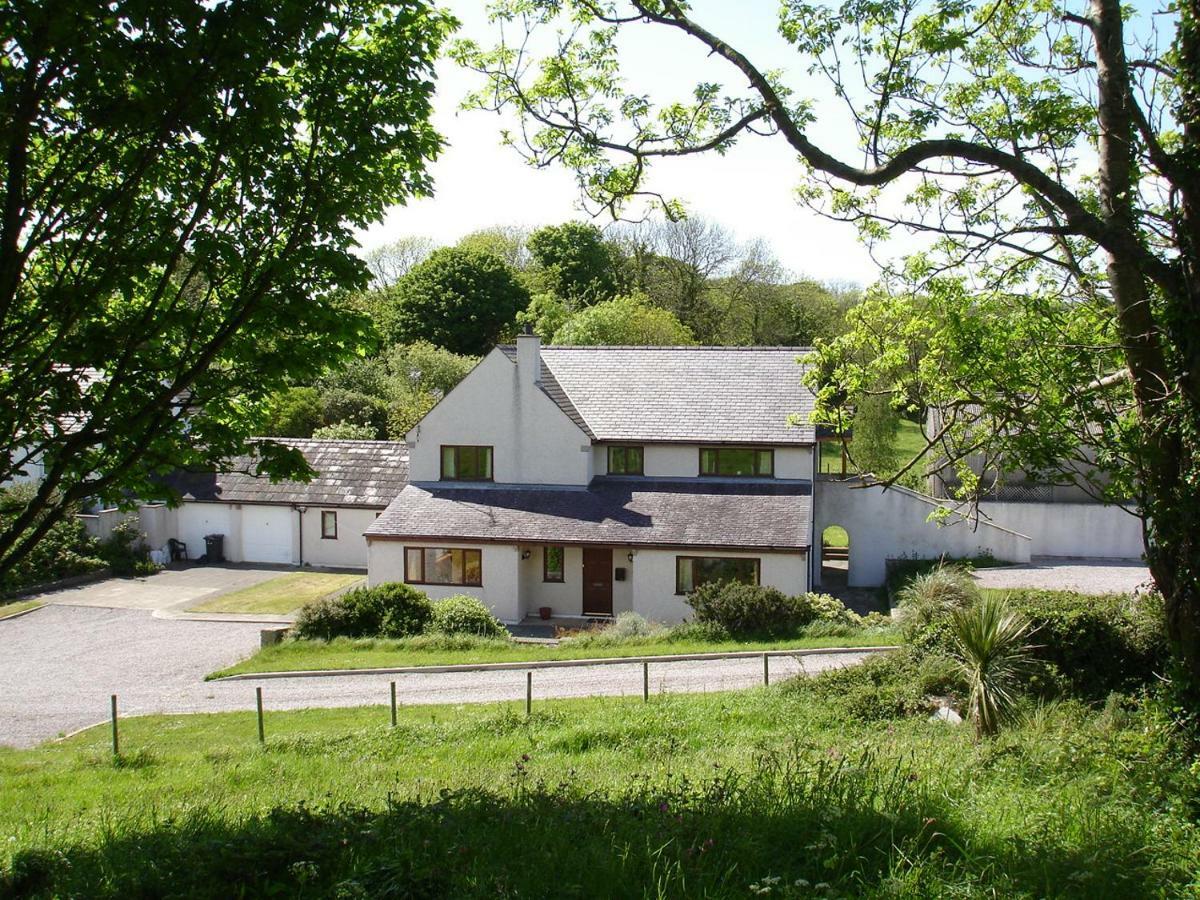 Tyddyn Crwn Country-House Apartments Beaumaris Exteriör bild